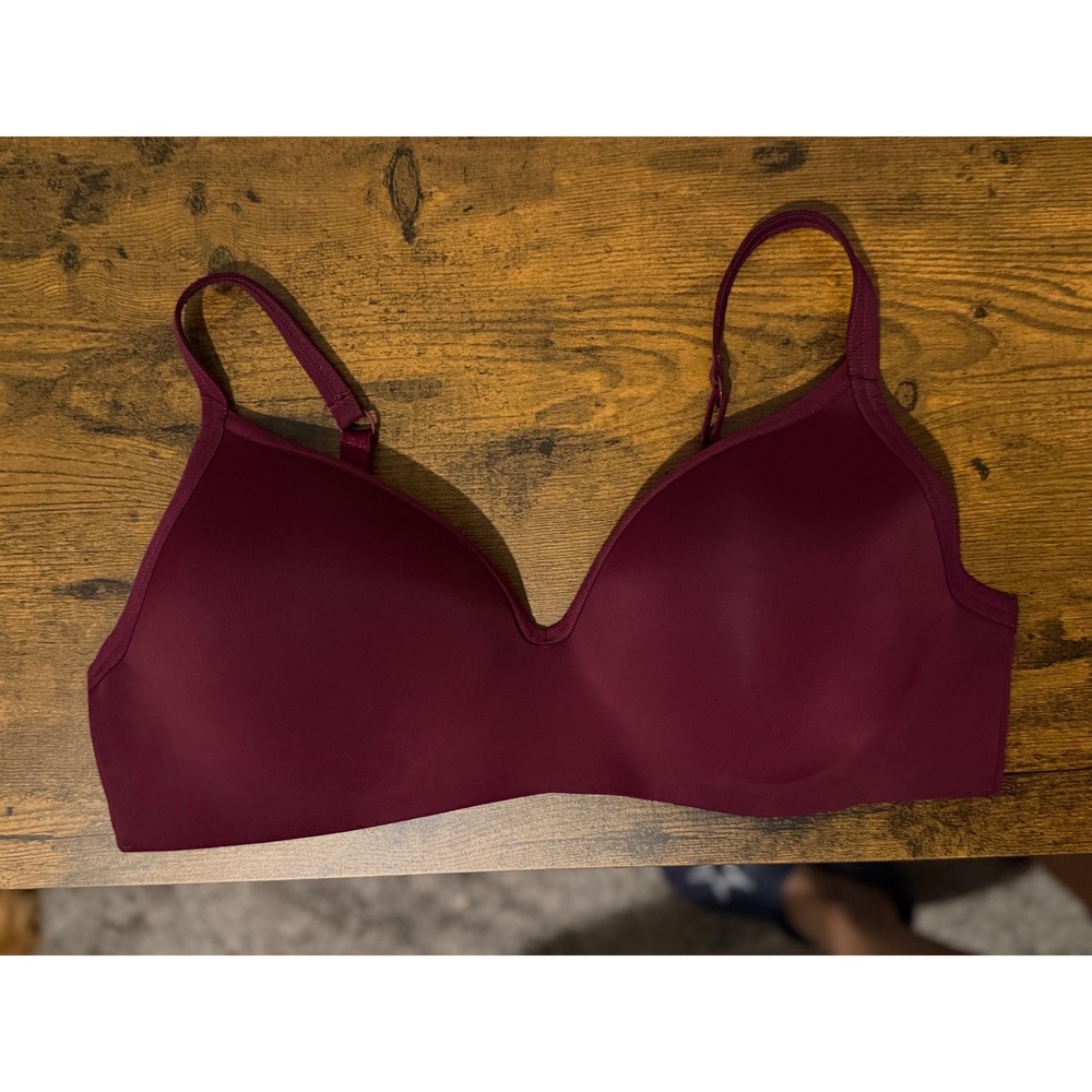 Victoria's Secret Wireless T-Shirt Bra Burgundy Wine Smooth 38D